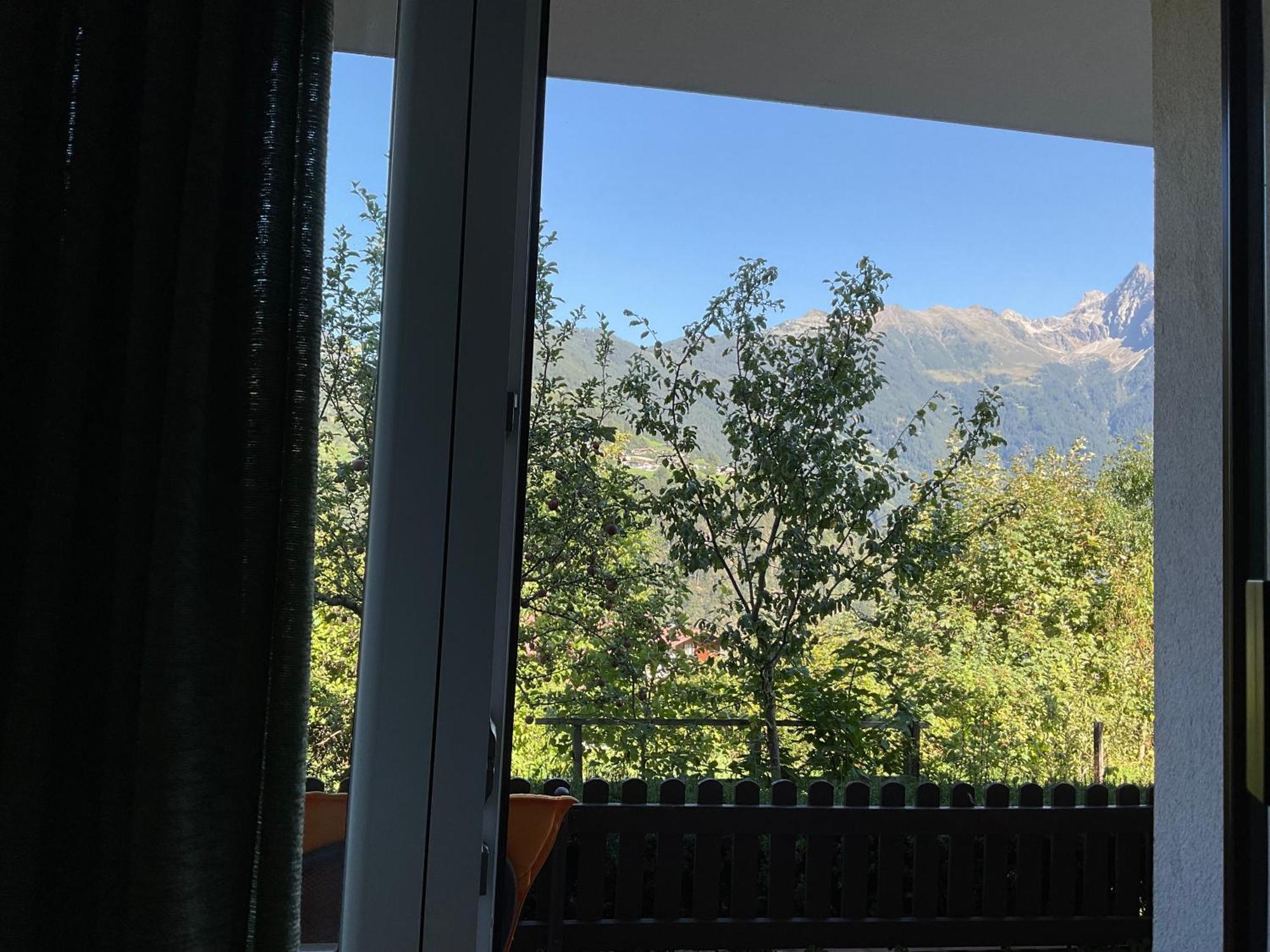 Comfortable Apartment In A Beautiful Surrounding Sautens Bagian luar foto